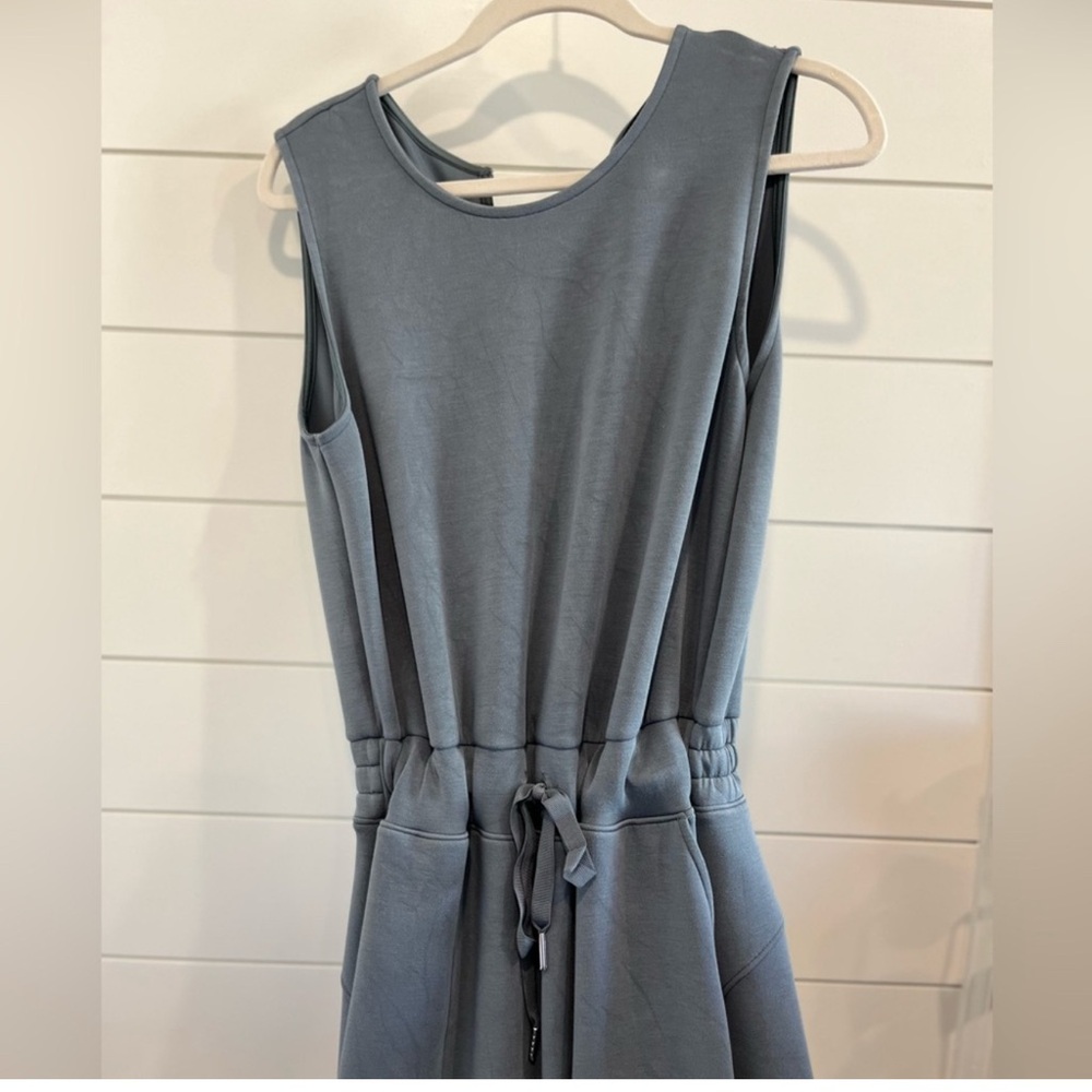 SPANX® AirEssentials
Sleeveless Jumpsuit
10P
Great condition barely worn
